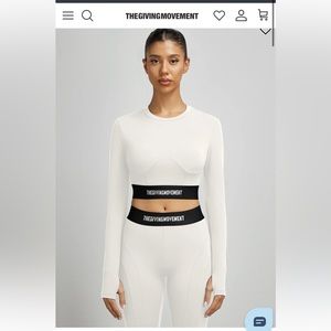 THEGIVINGMOVEMENT longsleeve crop top